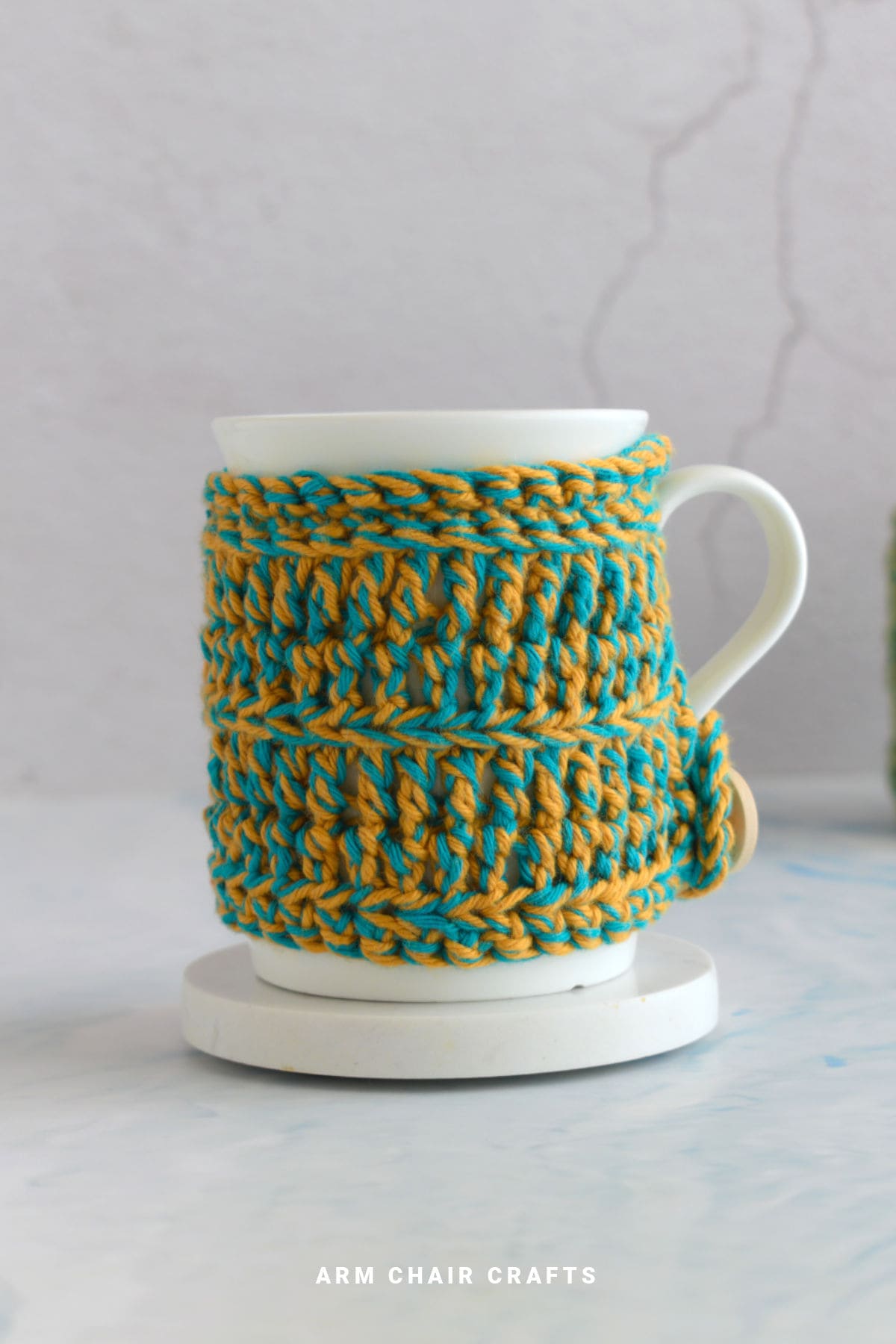 Mug cozy.