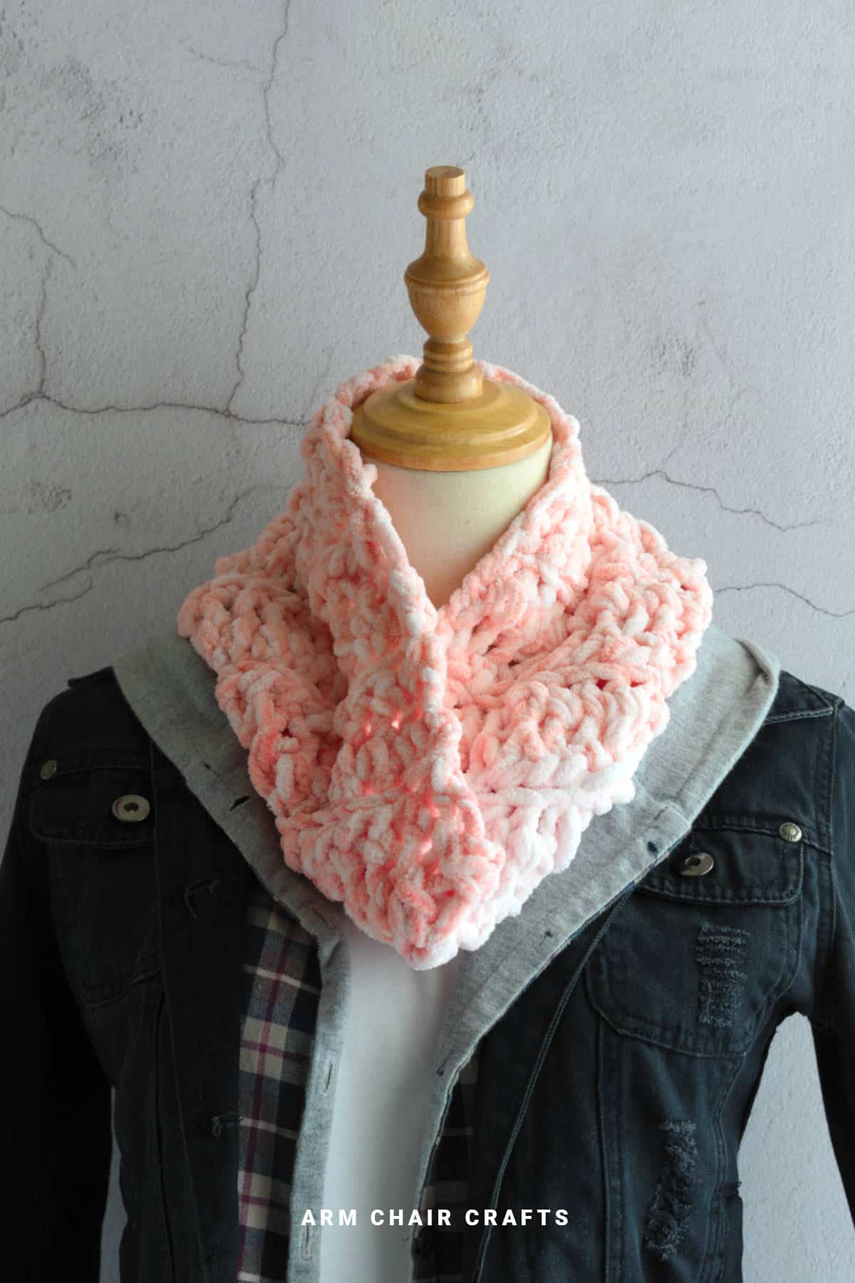Pink crochet cowl.