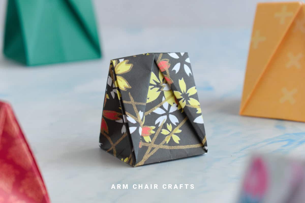 Mini paper gift bag.