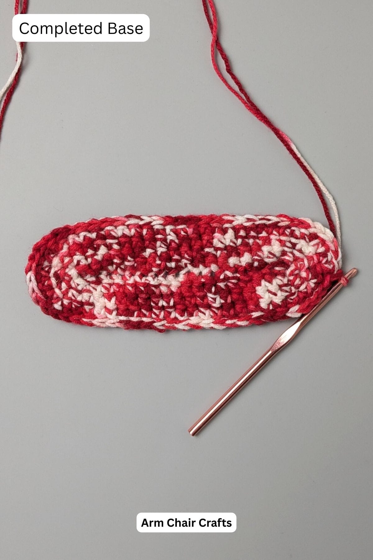 Base for making a crochet bag.