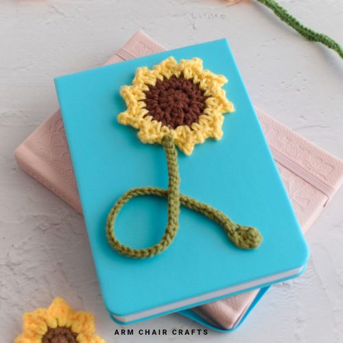 Sunflower crochet bookmark.