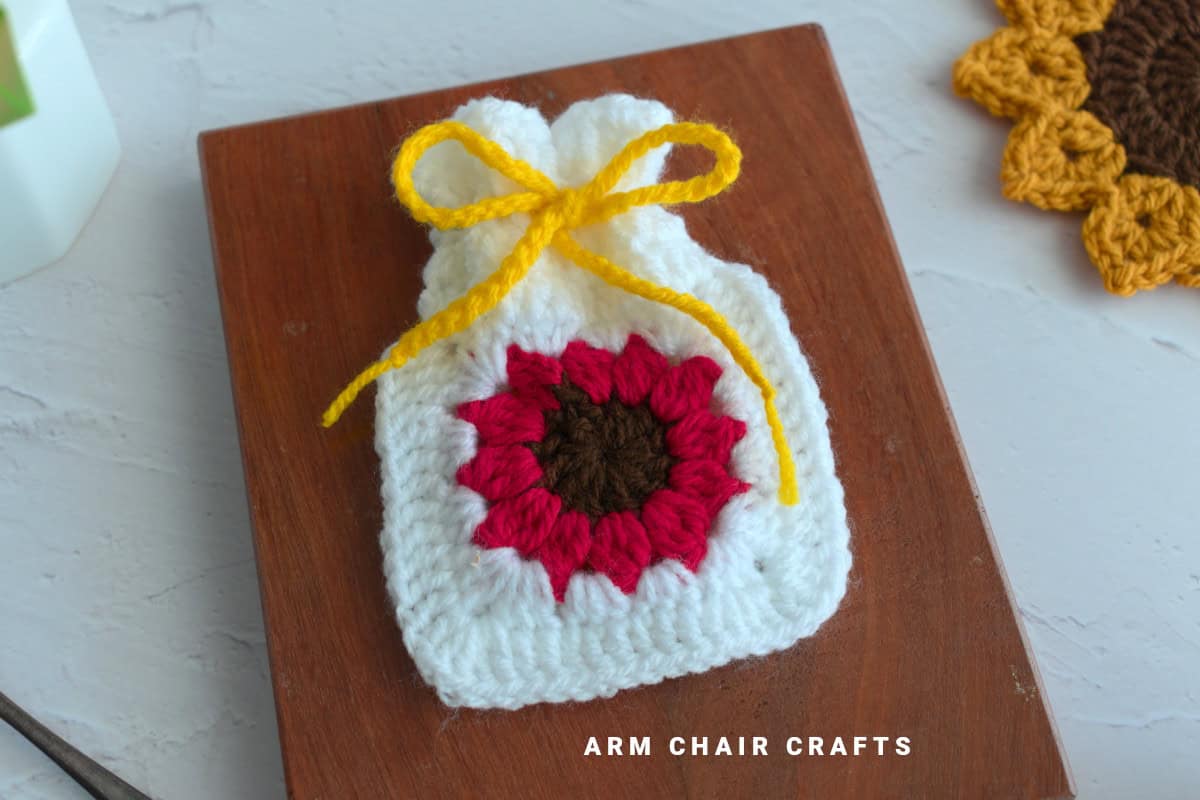 Granny square pouch.