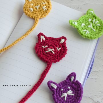Crochet cat bookmarks.